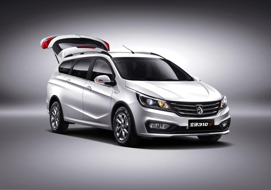  Baojun 310W 2017 года  (фото 4 из 12)
